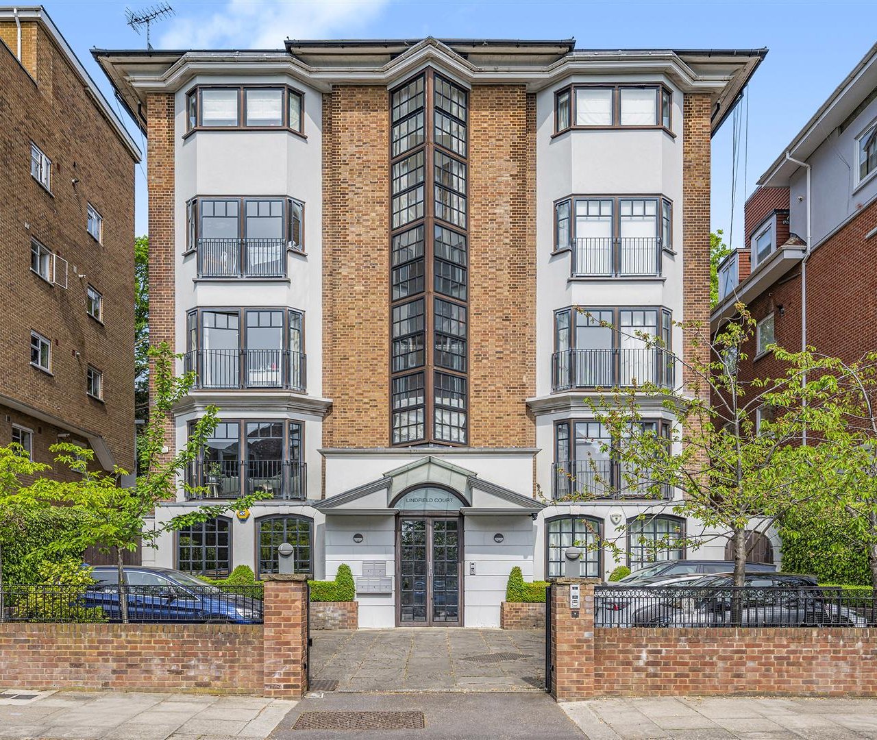 Lindfield Gardens, Hampstead, NW3 6PT