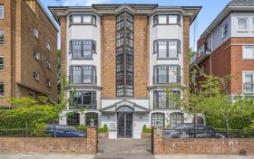Lindfield Gardens, Hampstead, NW3 6PT