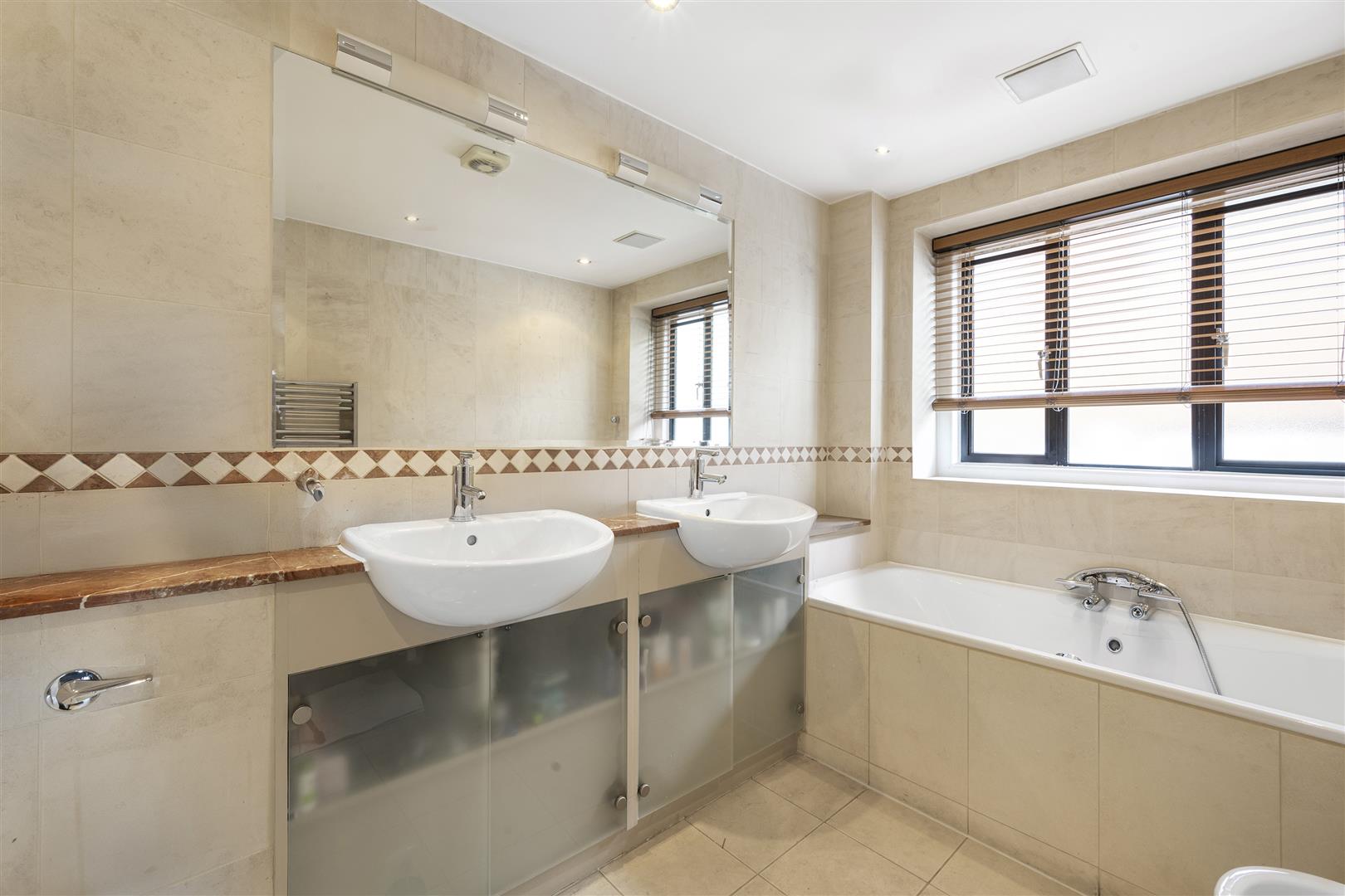 Lindfield Gardens, Hampstead, NW3 6PT