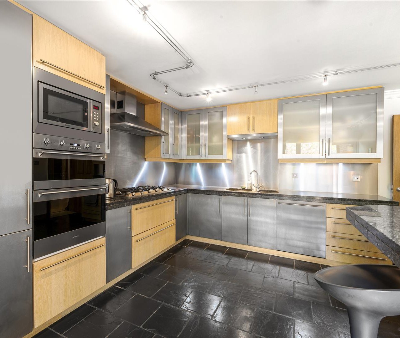 Lindfield Gardens, Hampstead, NW3 6PT