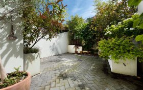 Gardnor Road Hampstead Village NW3 1HA