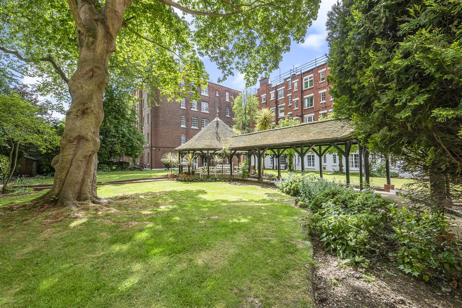 Circus Road London NW8 9JL