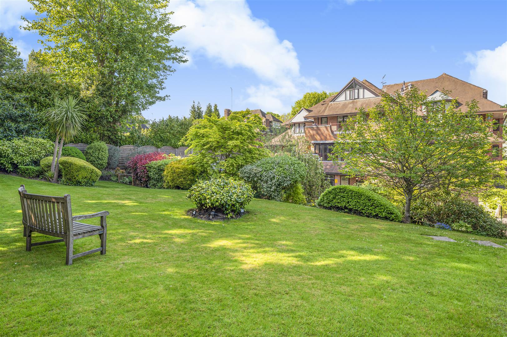 West Heath Road Hampstead NW3 7UU