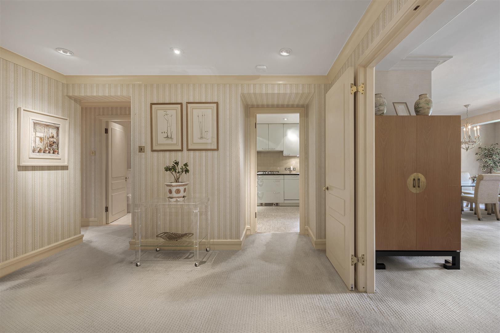 West Heath Road Hampstead NW3 7UU