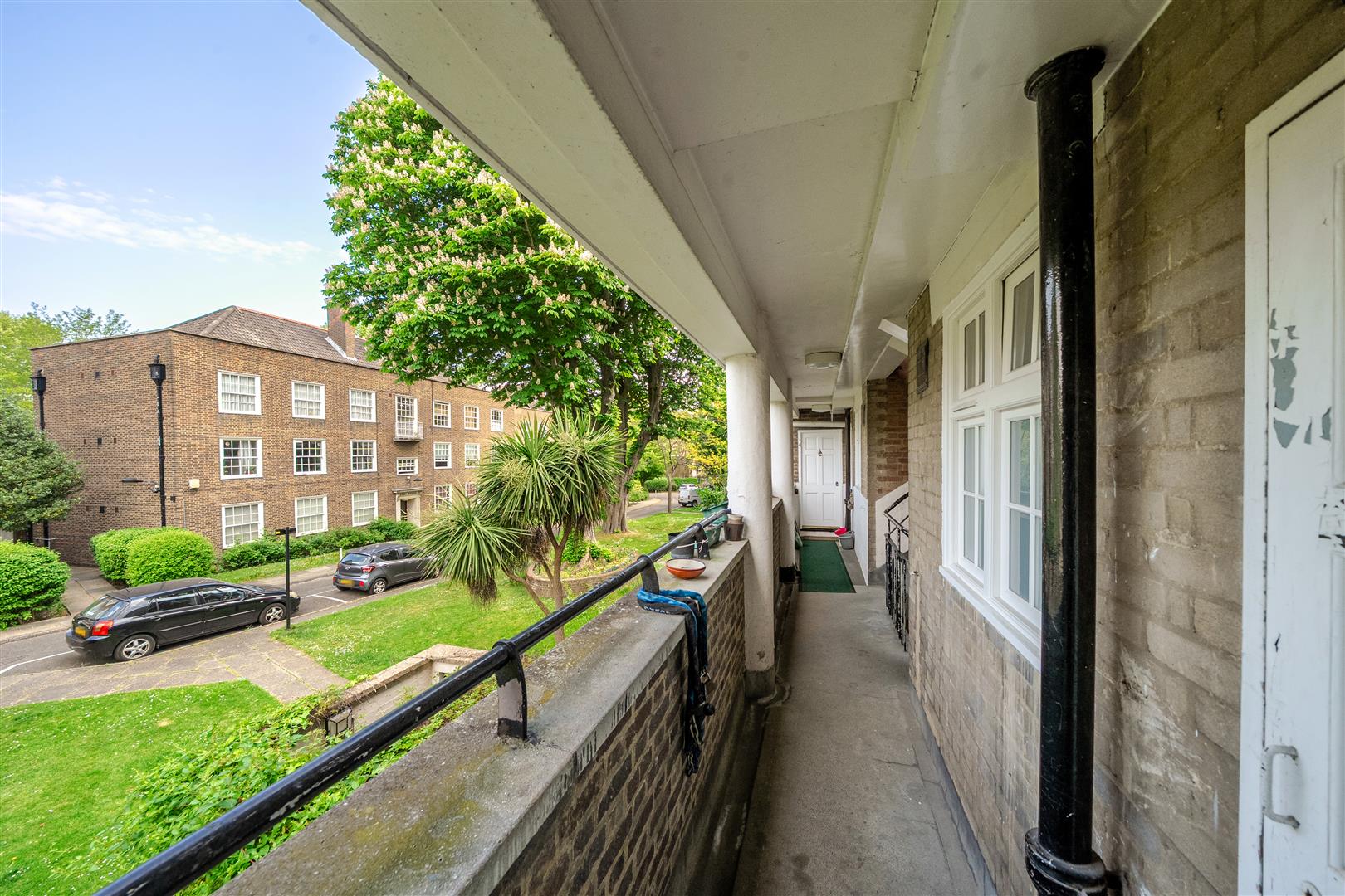 Carlton Hill, St. John's Wood, NW8 9XD