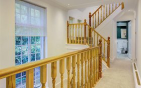 Bunkers Hill Hampstead Garden Suburb NW11 6XA