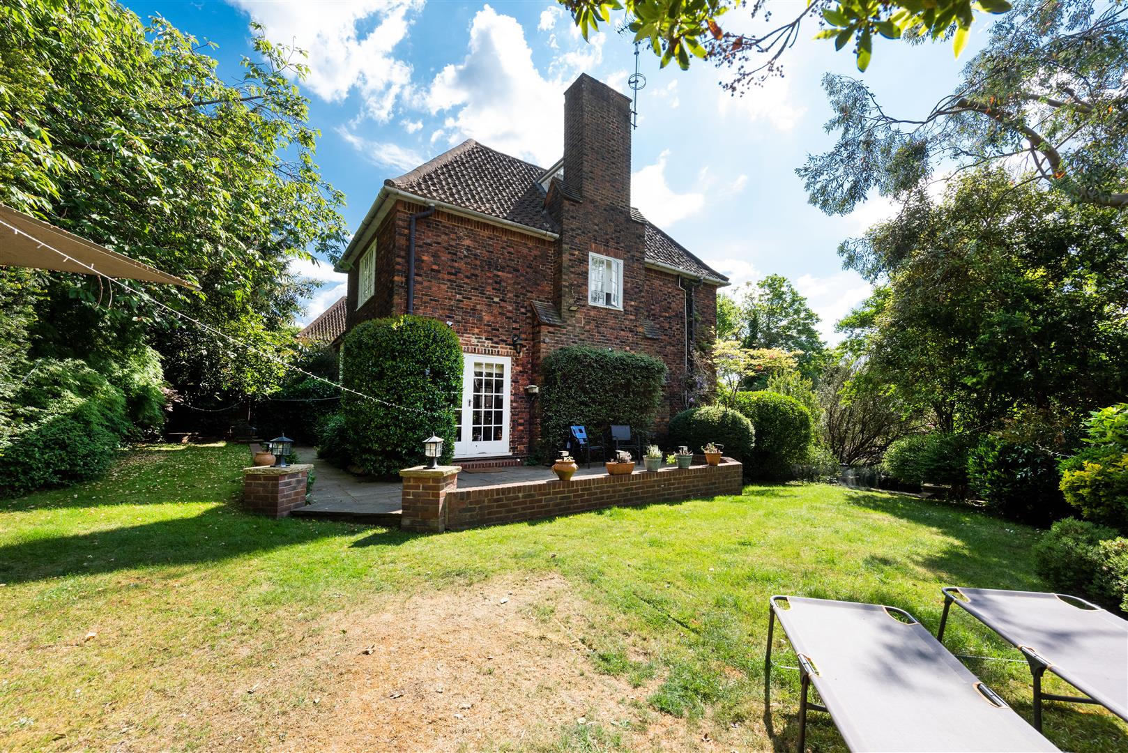 Bunkers Hill Hampstead Garden Suburb NW11 6XA