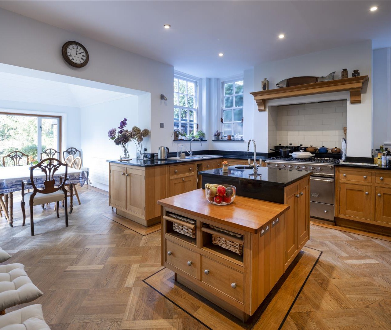 Oakhill Avenue Hampstead NW3 7RE