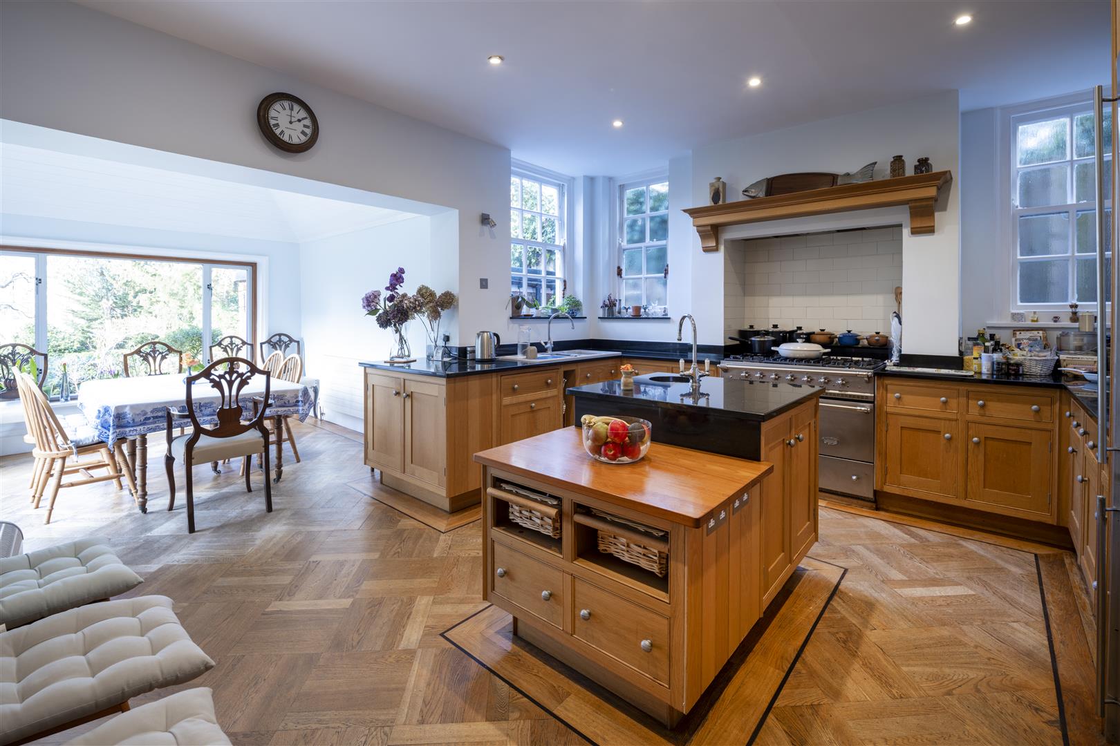 Oakhill Avenue Hampstead NW3 7RE