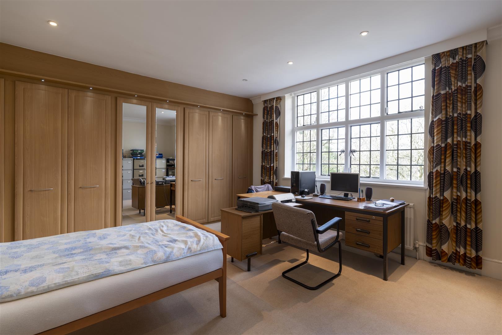 Oakhill Avenue Hampstead NW3 7RE