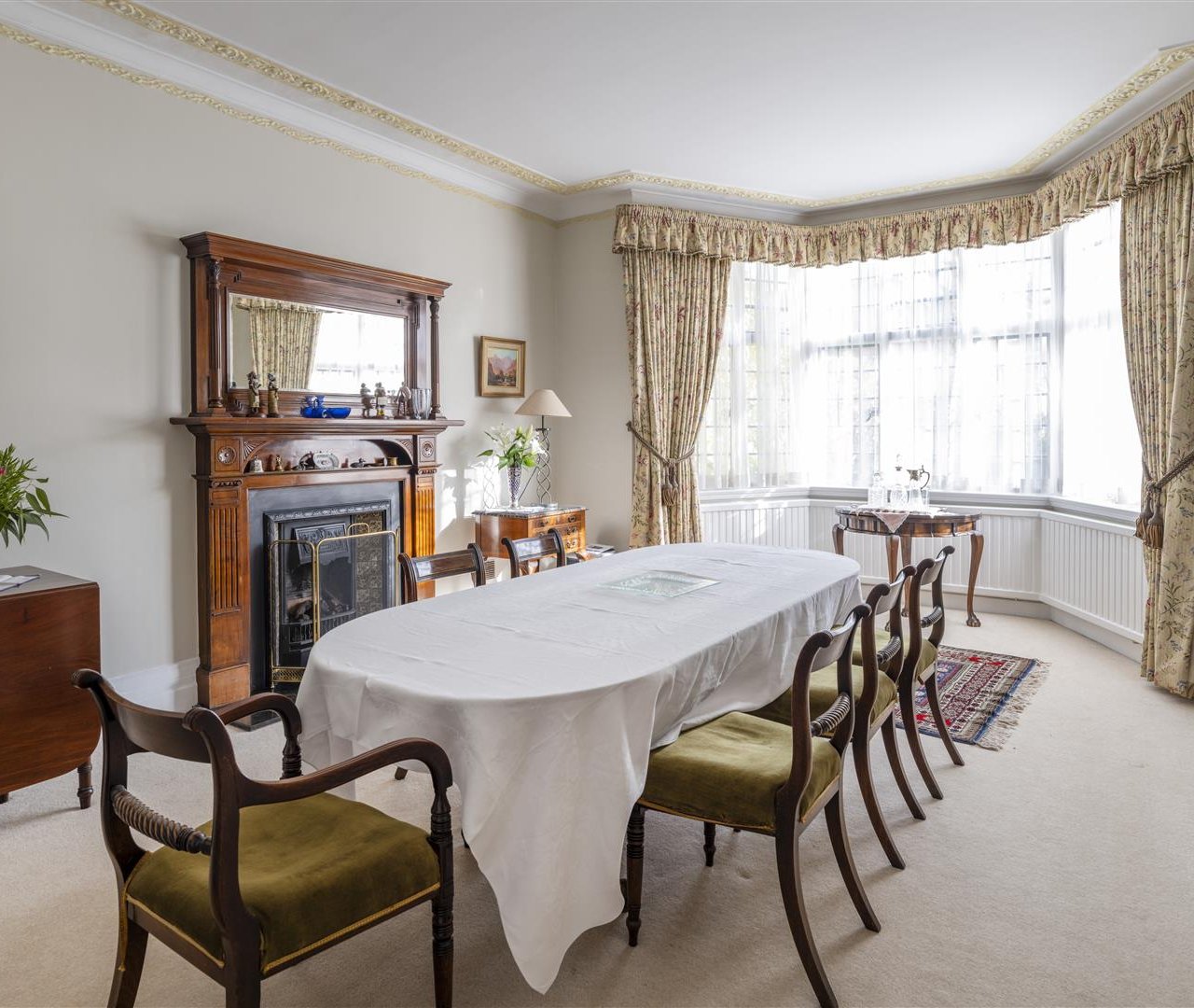 Oakhill Avenue Hampstead NW3 7RE