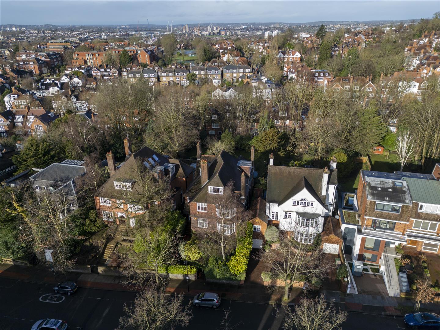 Oakhill Avenue Hampstead NW3 7RE