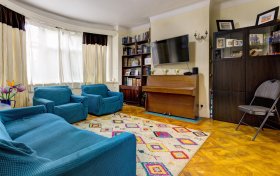 Hodford Road Golders Green NW11 8NL