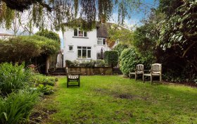 Hodford Road Golders Green NW11 8NL