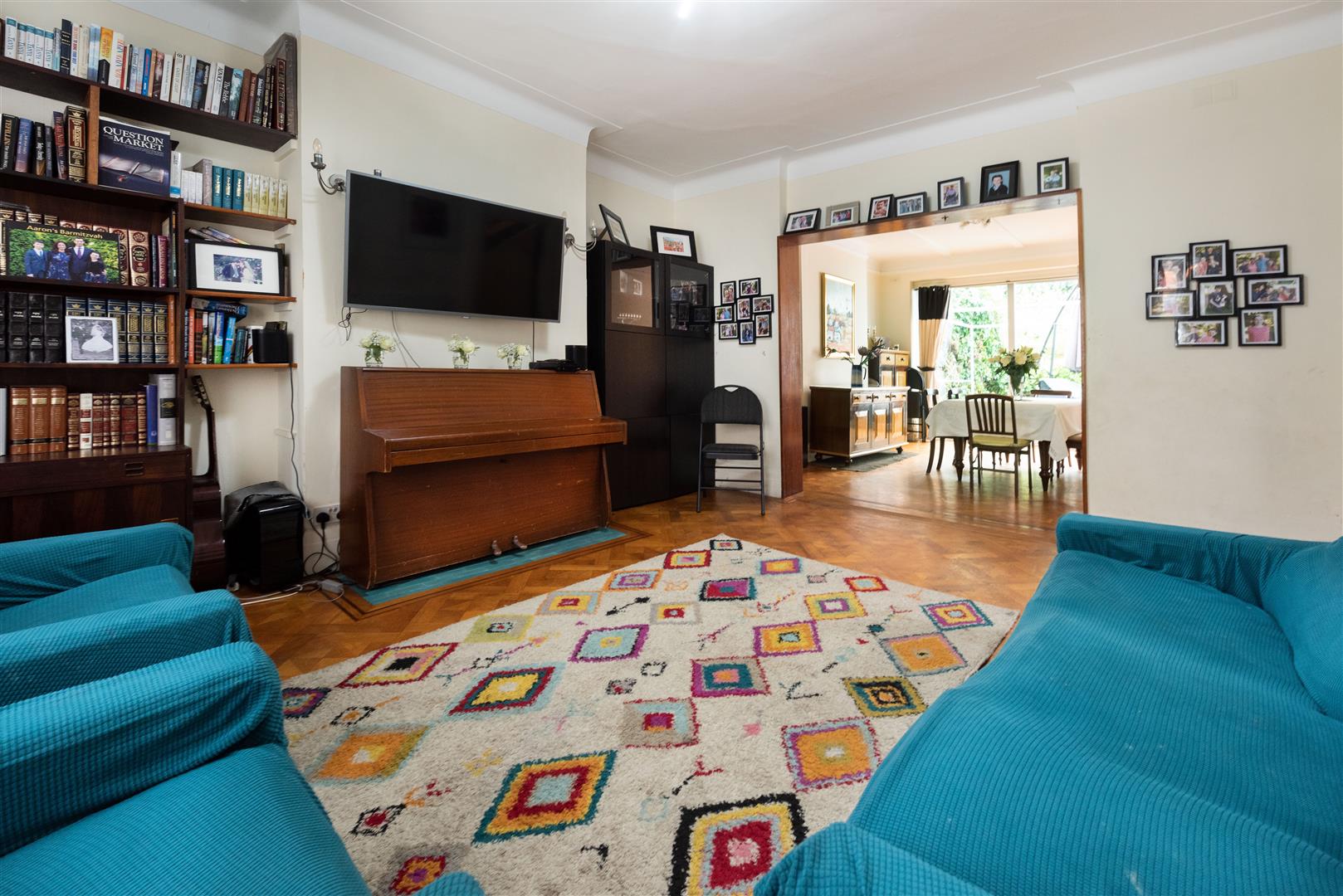 Hodford Road Golders Green NW11 8NL