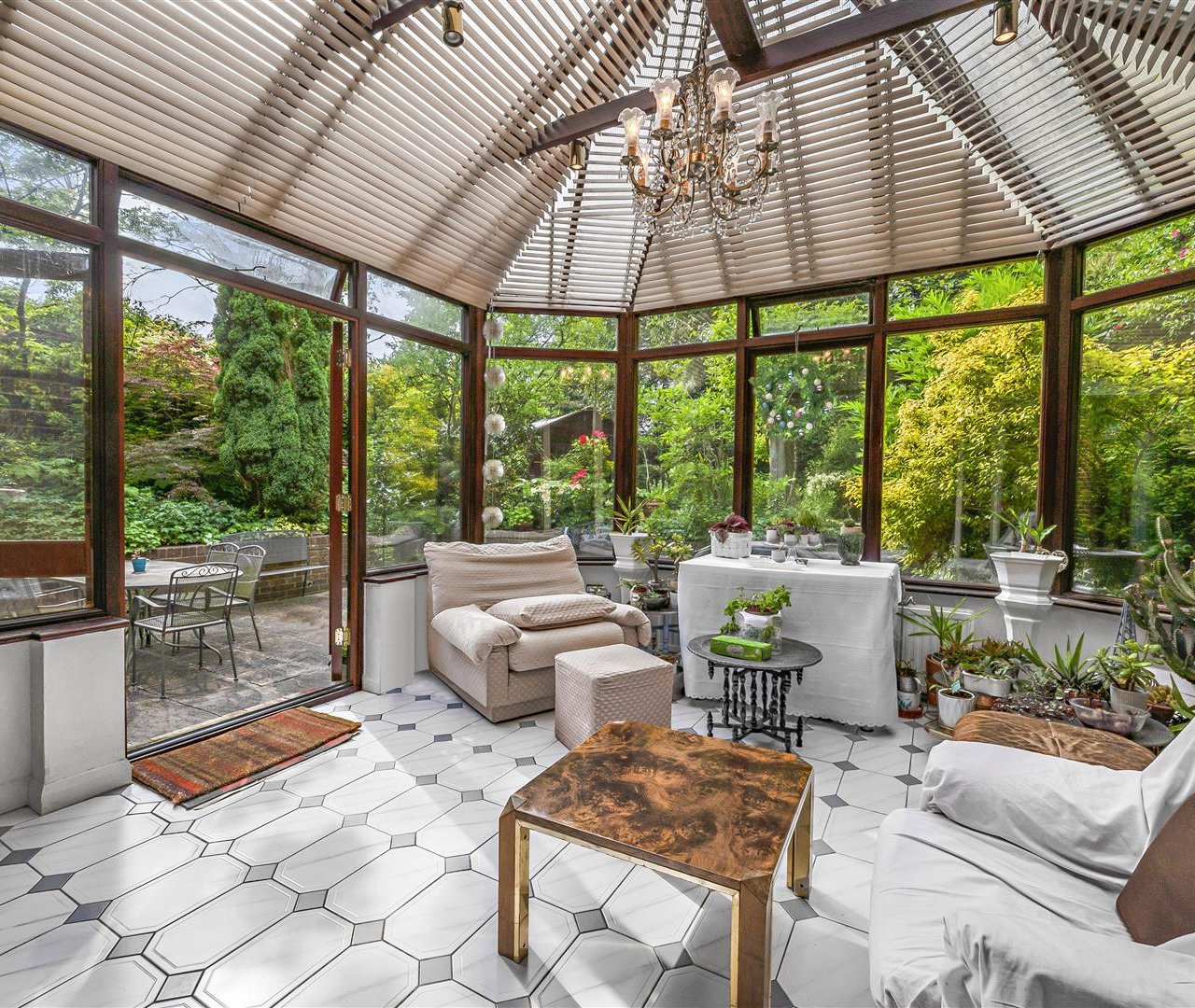 Oakhill Avenue Hampstead NW3 7RE