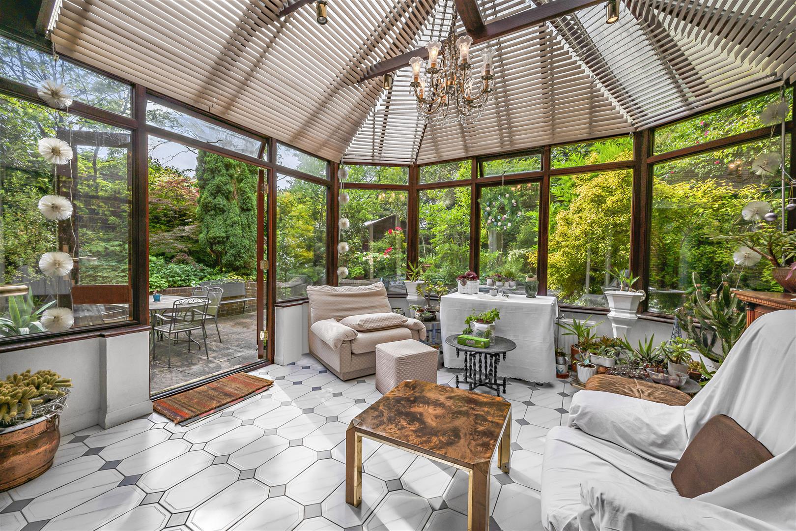 Oakhill Avenue Hampstead NW3 7RE