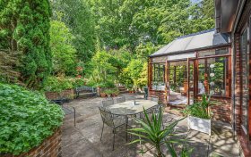 Oakhill Avenue Hampstead NW3 7RE