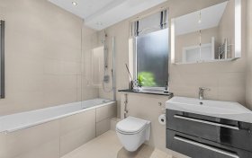 Oakhill Avenue Hampstead NW3 7RE