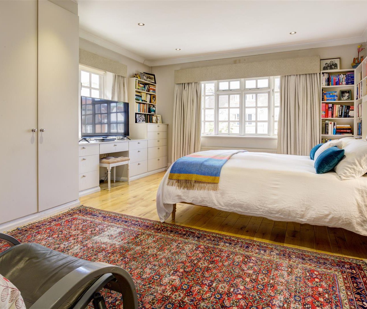 West Heath Drive Golders Hill Park NW11 7QG