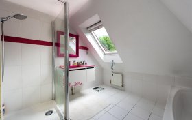 West Heath Drive Golders Hill Park NW11 7QG