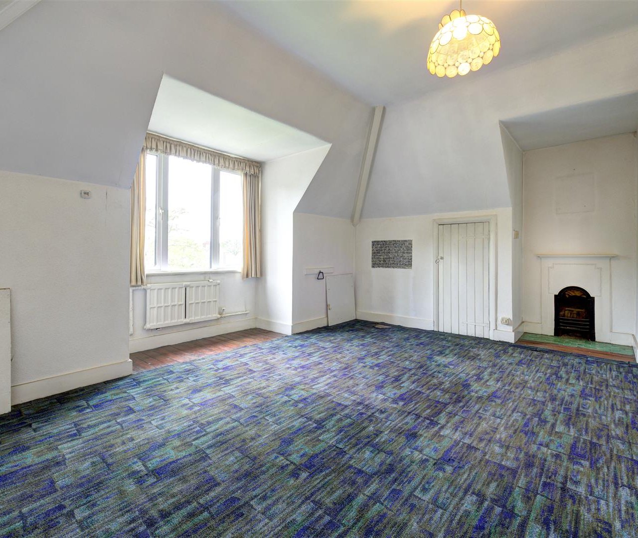 Finchley Road Golders Green NW11 8LX