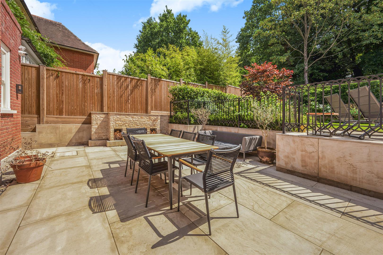 Heath Drive Hampstead NW3 7SB