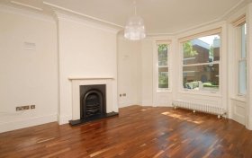 Parliament Hill Hampstead NW3 2SY