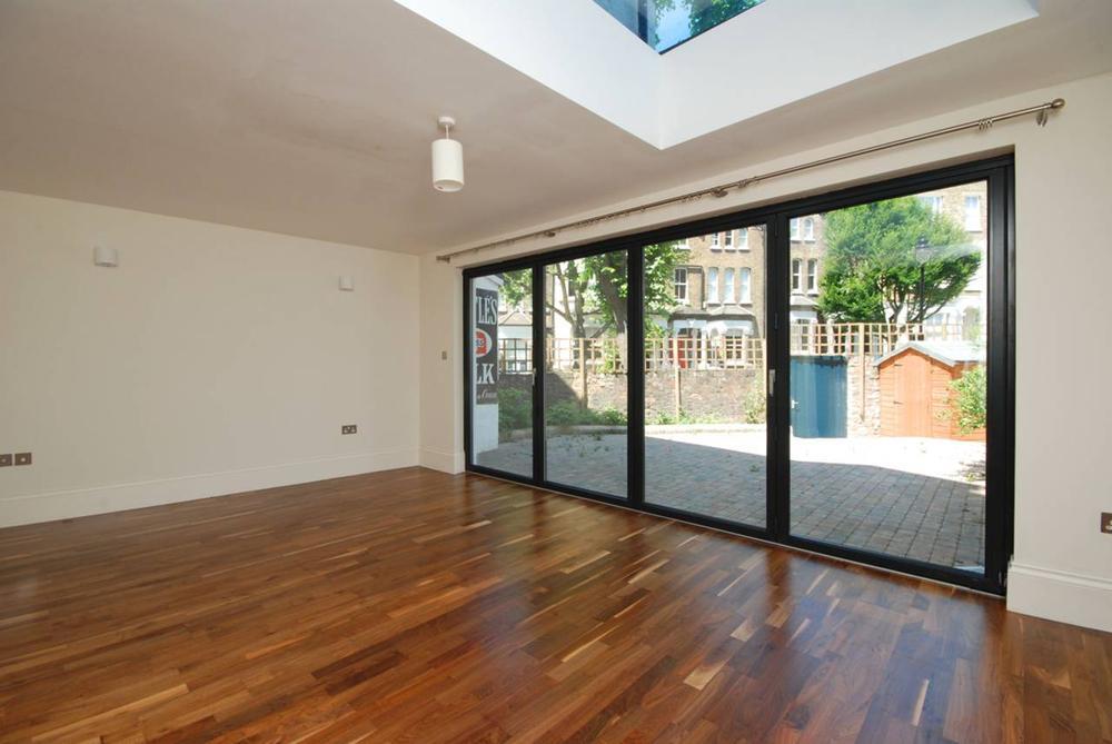 Parliament Hill Hampstead NW3 2SY