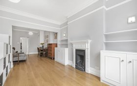 2 Heath Street, London, NW3 6TE