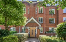 Eton Avenue Belsize Park NW3 3EL