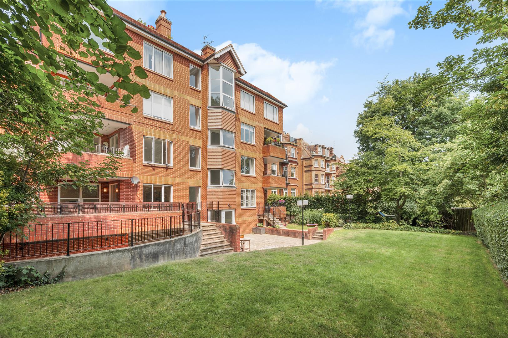 Eton Avenue Belsize Park NW3 3EL