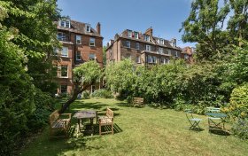 Fitzjohn’s Avenue Hampstead NW3 5NB