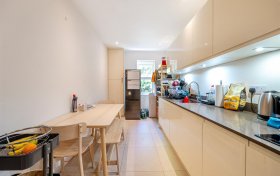 Fitzjohn’s Avenue Hampstead NW3 5NB