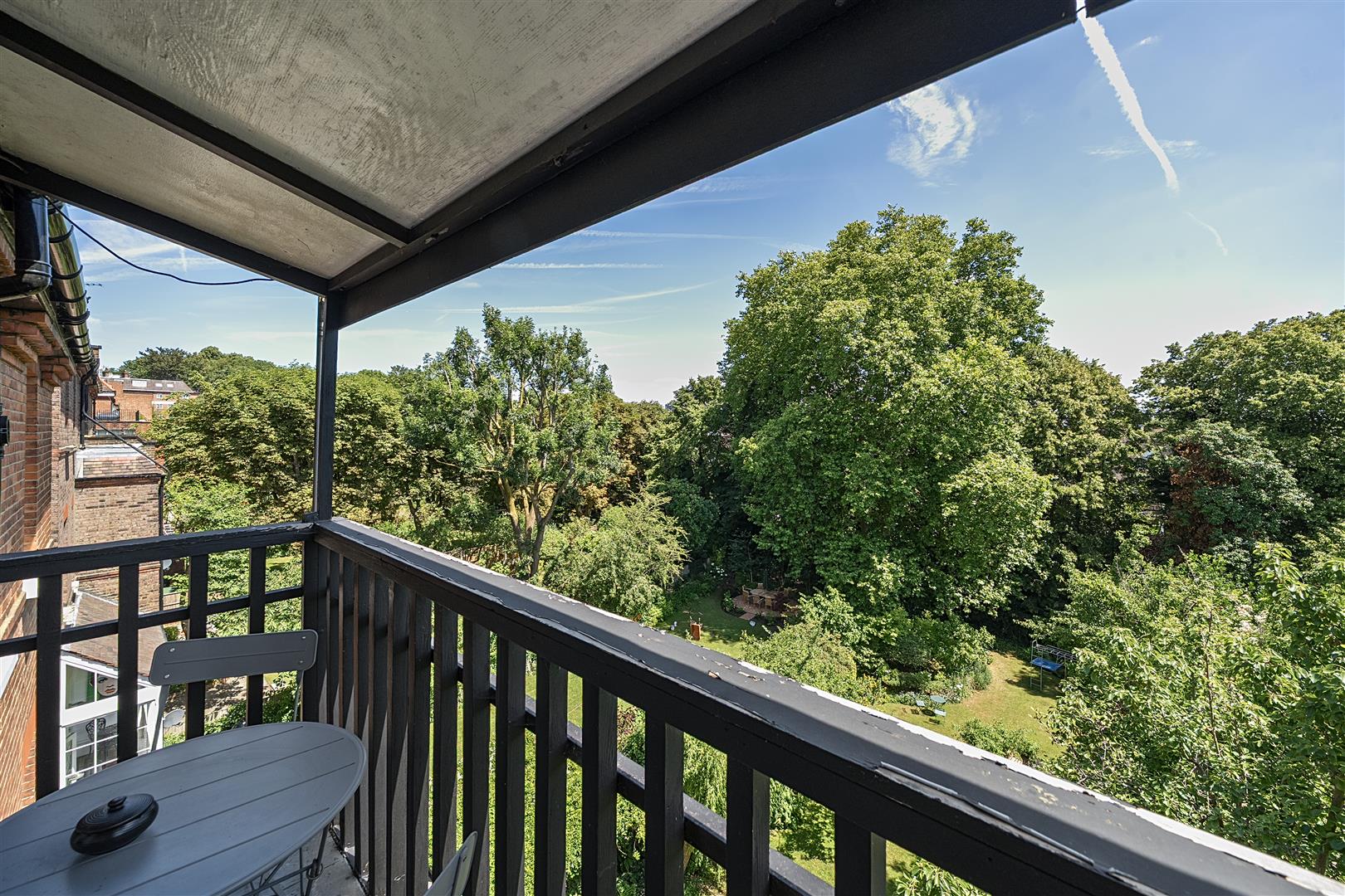 Fitzjohn’s Avenue Hampstead NW3 5NB