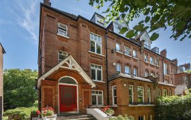 Fitzjohn’s Avenue Hampstead NW3 5NB