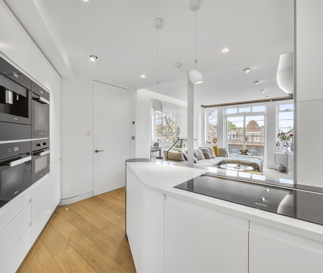 Frognal Lane Hampstead NW3 7EA