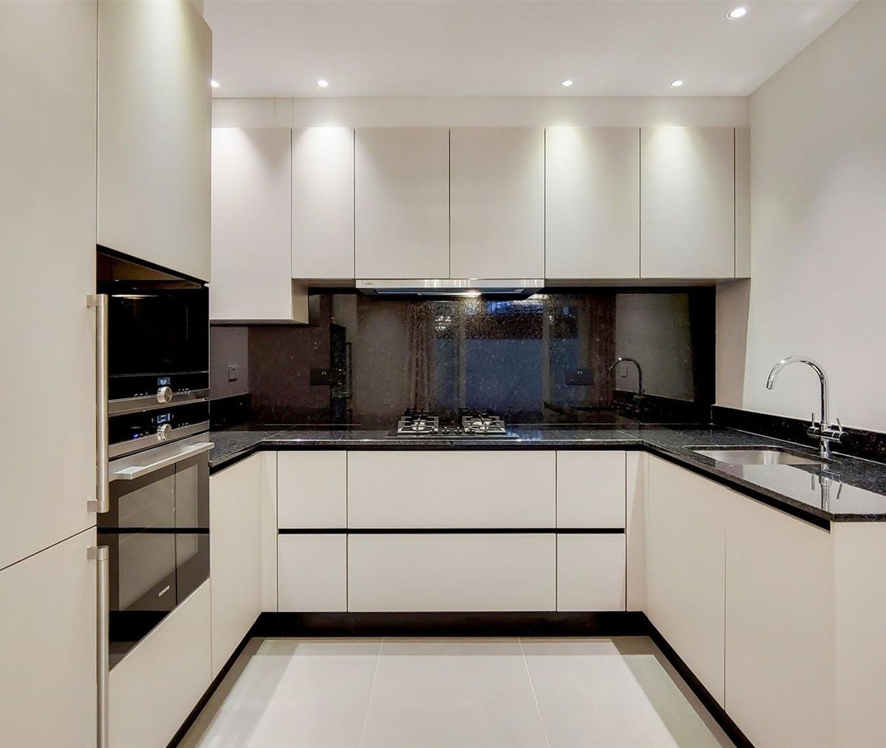 Fitzjohns Avenue Hampstead NW3 6PH