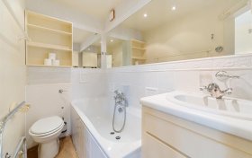 Frognal Lane Hampstead NW3 7EA