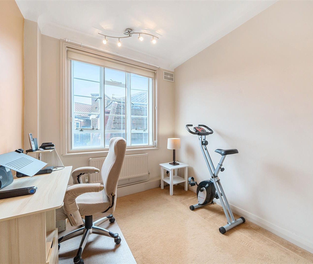 Frognal Lane Hampstead NW3 7EA