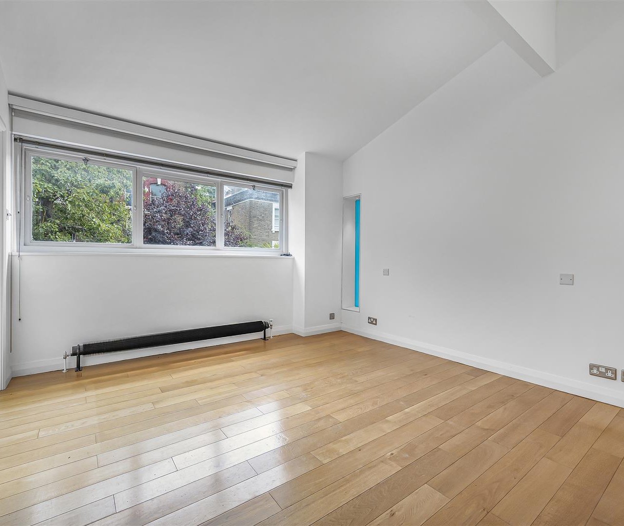 Ornan Road London NW3 4QD