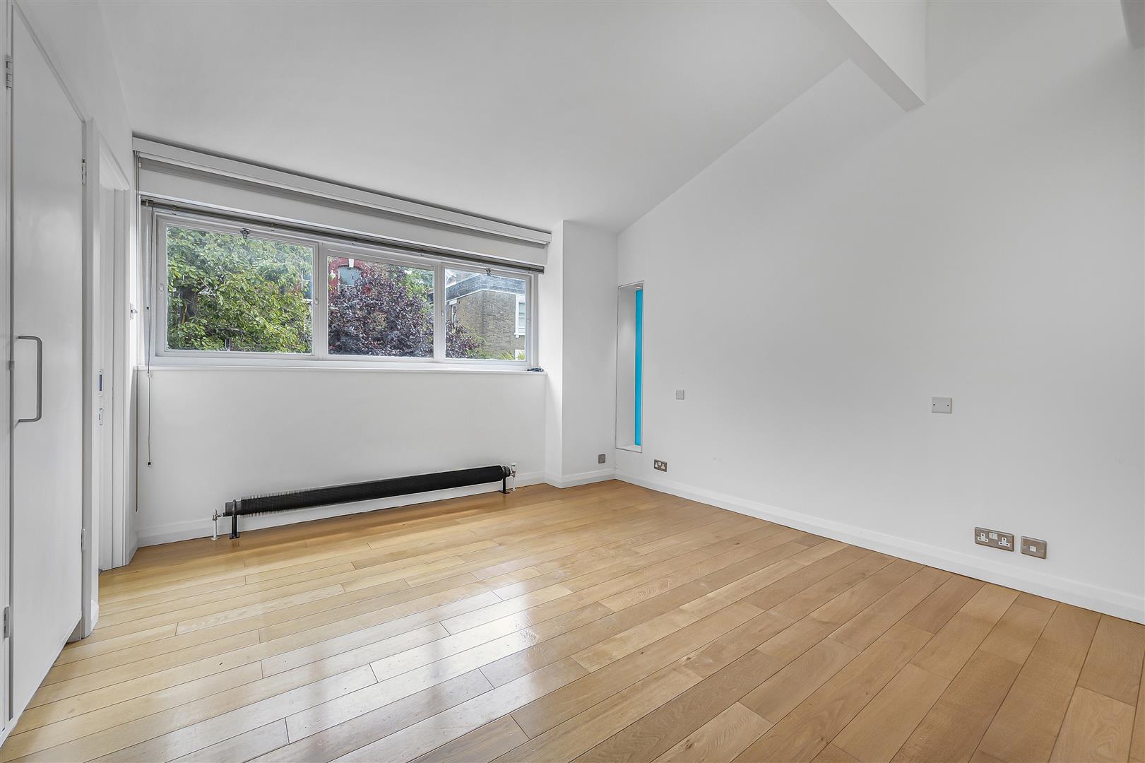 Ornan Road London NW3 4QD