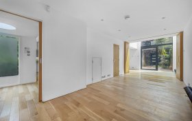 Ornan Road London NW3 4QD