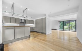 Ornan Road London NW3 4QD