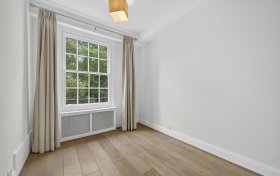 Finchley Road, London, NW8 0NX