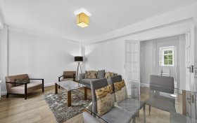Finchley Road, London, NW8 0NX