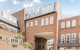 Spencer Walk Hampstead Vilage NW3 1QZ