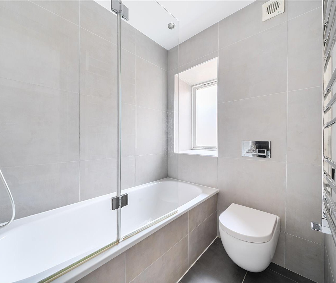 Spencer Walk Hampstead Vilage NW3 1QZ