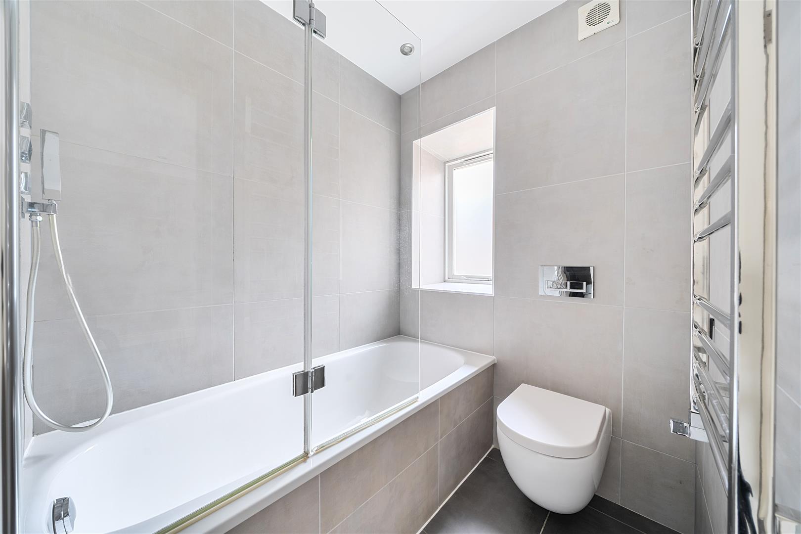 Spencer Walk Hampstead Vilage NW3 1QZ