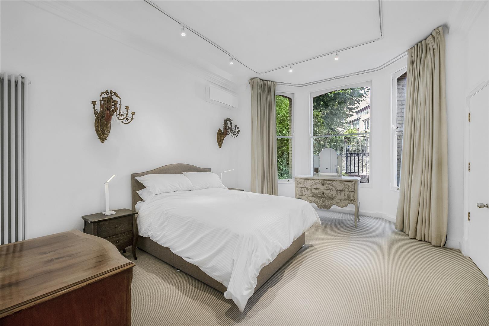 Ellerdale Road London NW3 6BB